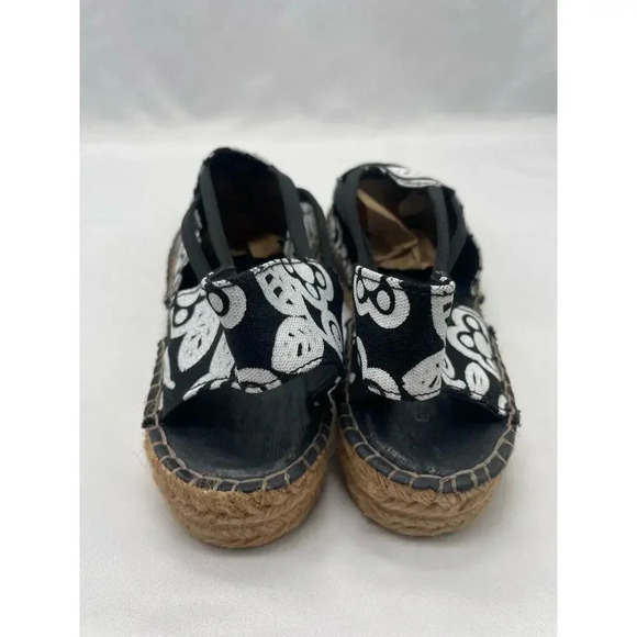 Eric Michael Black and White Floral Slip On Sling Back Espadrilles - Picture 6 of 11